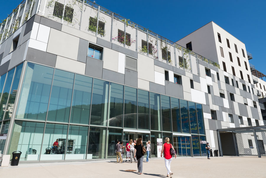 Première intervention de Dessine-moi la High-Tech au CHU de Nice